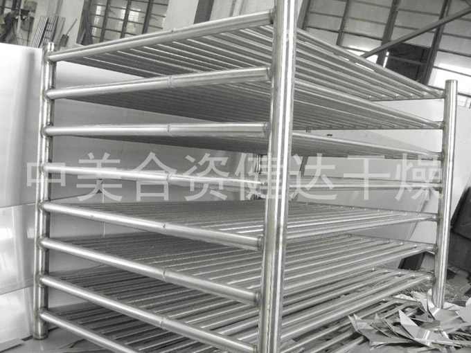 我司生产的方形真空设备倍受客户赞赏